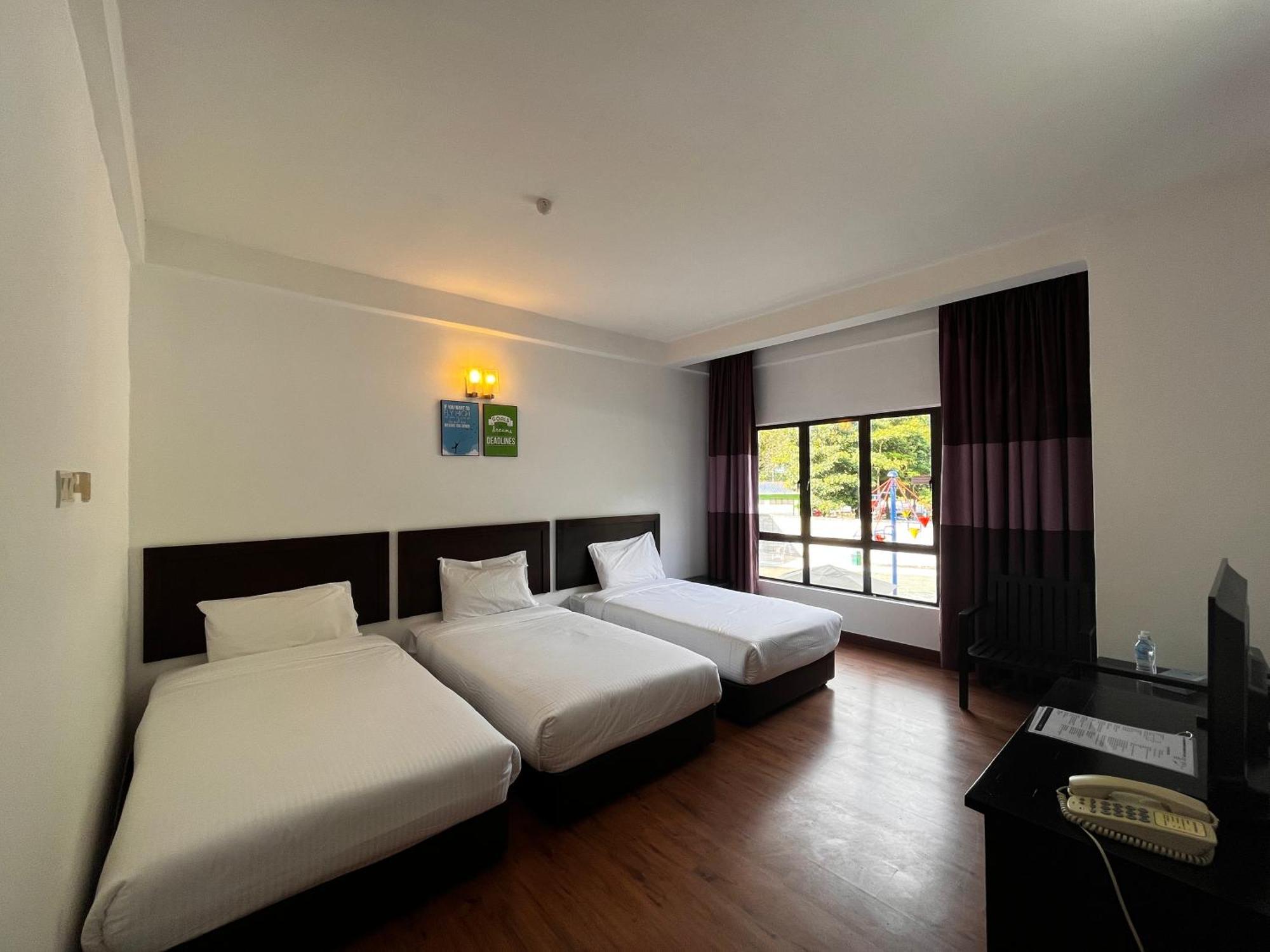 อีเรีย บาย ซูเรีย ฮอตสปริง เบนตง Hotel ภายนอก รูปภาพ